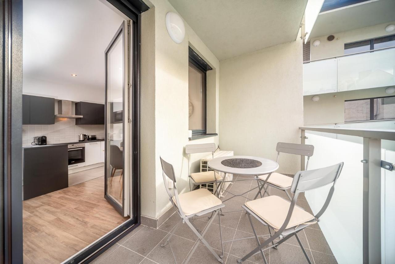 Grace Pine Apartment 3 Budapest Esterno foto