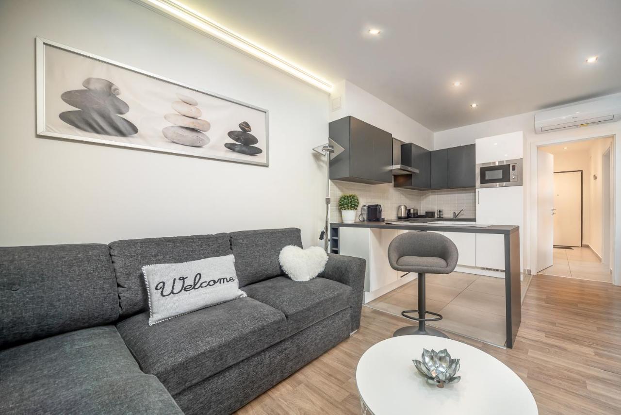 Grace Pine Apartment 3 Budapest Esterno foto